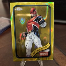 #151 CAPTAIN BRITAIN YELLOW LAVA REFRACTOR - 2025 Topps Chrome Marvel