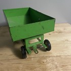 * VINTAGE ERTL HUSKEE FARM EQUIPMENT GRAVITY FEED GRAIN WAGON GREEN 8x5x6 INCHES — photo 7