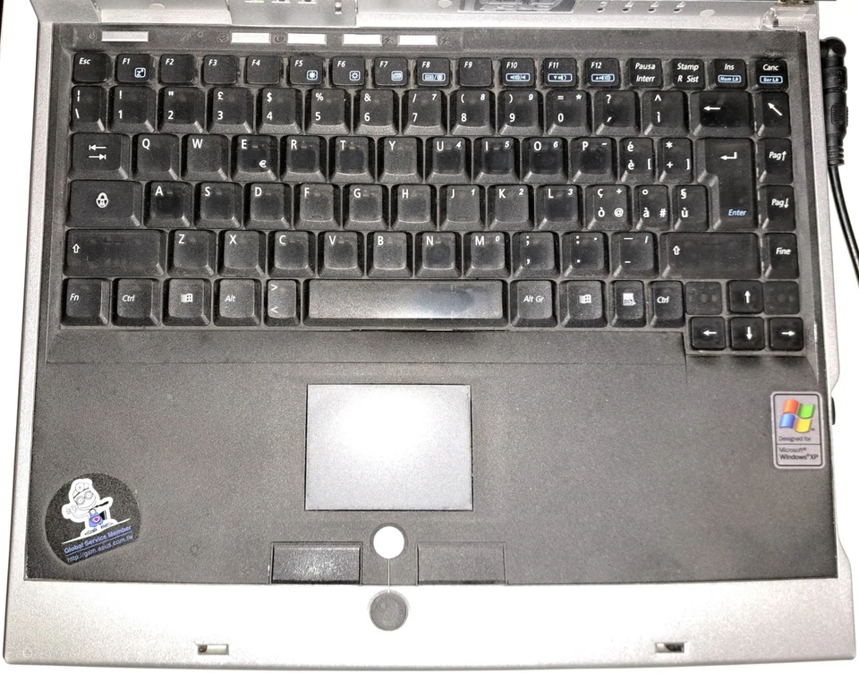 PC portatile Vintage Asus L2000 AMD Athlon 4 - Immagine 3 di 4