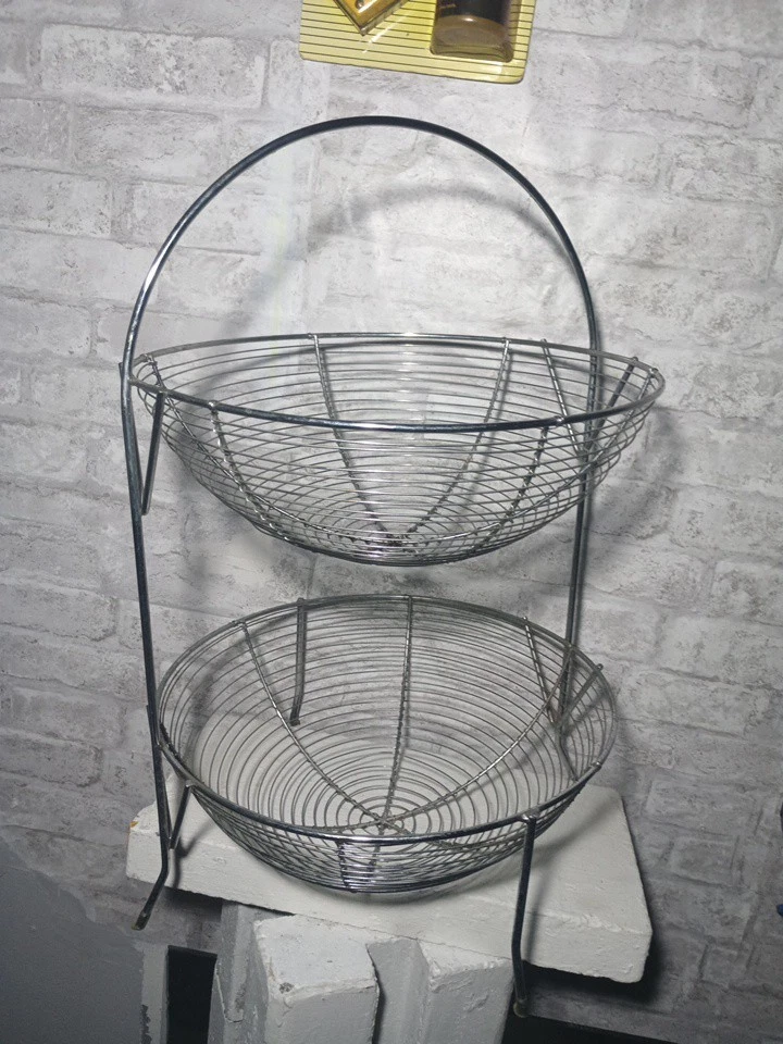 GRAN Soporte Cromo de 2 Niveles para Frutas/Verduras, Cesta de Frutas Estilo Hotel Foto 2 de 2