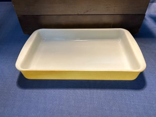 Vtg Pyrex Yellow Speckled Desert Dawn Casserole Baking Dish 2 Quart # 232 EUC