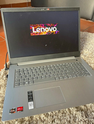 Lenovo IdeaPad 3 17ADA05 17,3'' Ryzen 7 3700U 8GB 512GB SSD Laptop