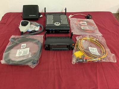 Télécommande Mobile Motorola XTL2500 700/800 MHz P25 Phase-1 - Reconditionnée Et Testée
