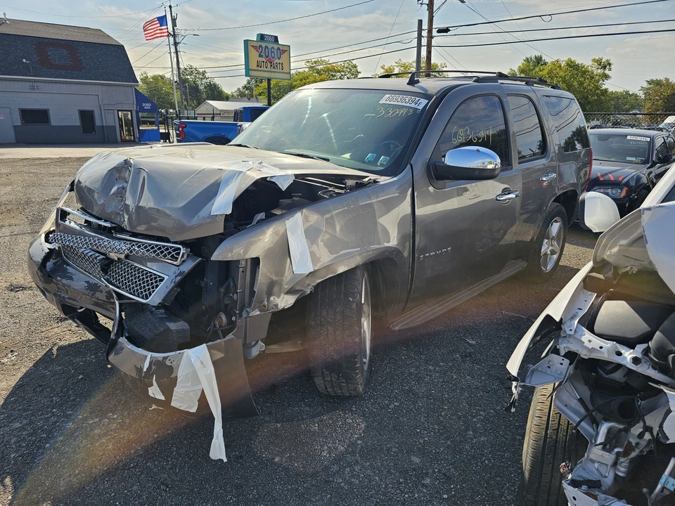 Used Front Right Door Window Regulator Front fits: 2007 Chevrolet Tahoe electric Foto 3 de 4