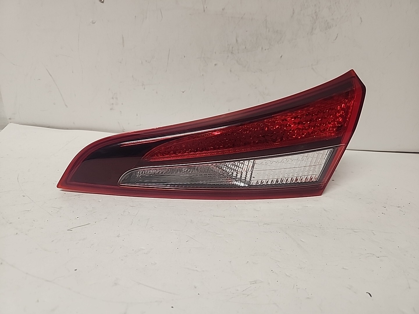 2020 - 2022 Kia Soul Right Passenger Side Tail Lamp Lens OEM L441