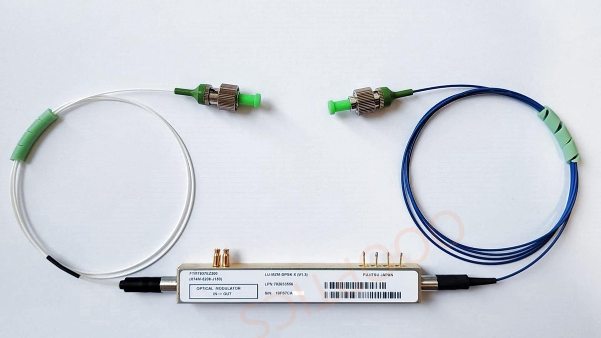 Fujitsu FTM7937EZ 40Gbs MZM DPSK LN Dual Drive Modulator Fujitsu FTM7937EZ 40Gbs MZM DPSK LN Dual Drive Modulator