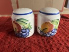 Vintage 2001 Artmark Hand Painted Peach And Grapes Salt And Pepper Shakers — photo 1