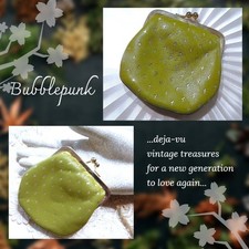 MCM Vintage Green Leather Gold Leaf Fleur di Lis Frame Coin Purse Rosary  EUC