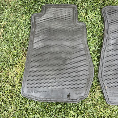 2003-2008 Nissan 350z Z33 Convertible Front Floor Mat Set Pair (2) OEM - 第 16/18 張圖片