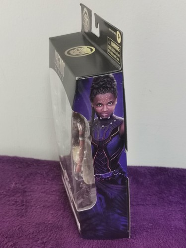 FIGURA SHURI Black Panther MARVEL LEGENDS Series NUEVO PRECINTADO Hasbro - Imagen 2 de 4