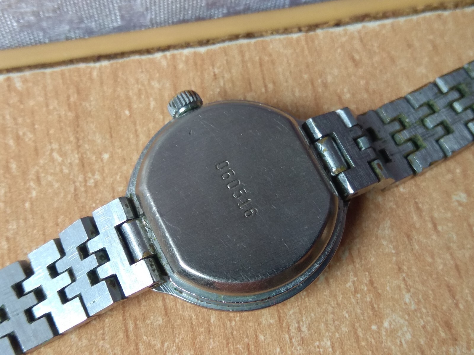 RARE Vintage LADIES WATCH jew 17  chaika chajka gull retro woman 