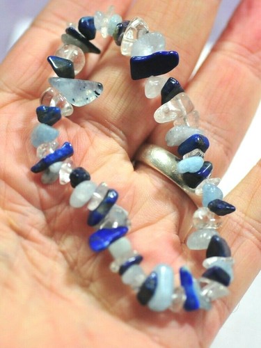 PULSERA DE CRISTAL CURATIVO CON CUENTAS DE AGUAMARINA, LAPISLÁZULI Y CHIP DE CUARZO TRANSPARENTE - Imagen 2 de 3