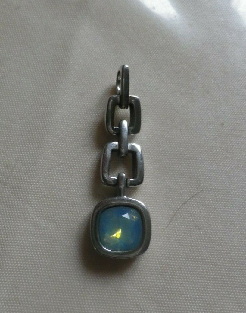 Pendentif pierre lang avec pierre bleu ciel en acier inoxydable durable