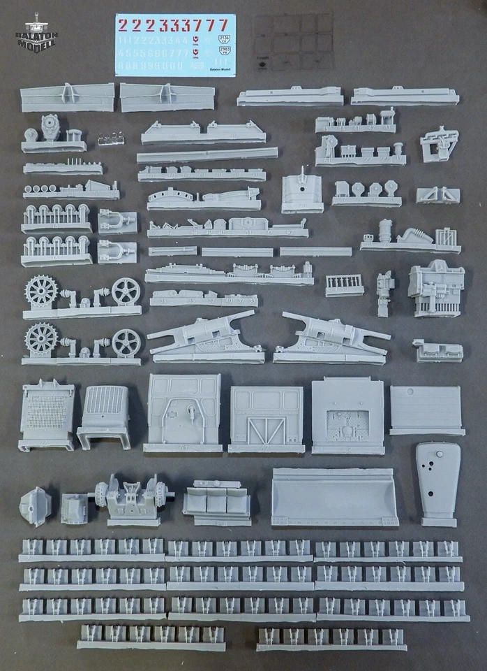 Balaton Modell BM3598 Bulldozer sovietico T-100M 1/35 Resin Model Kit - Immagine 3 di 4