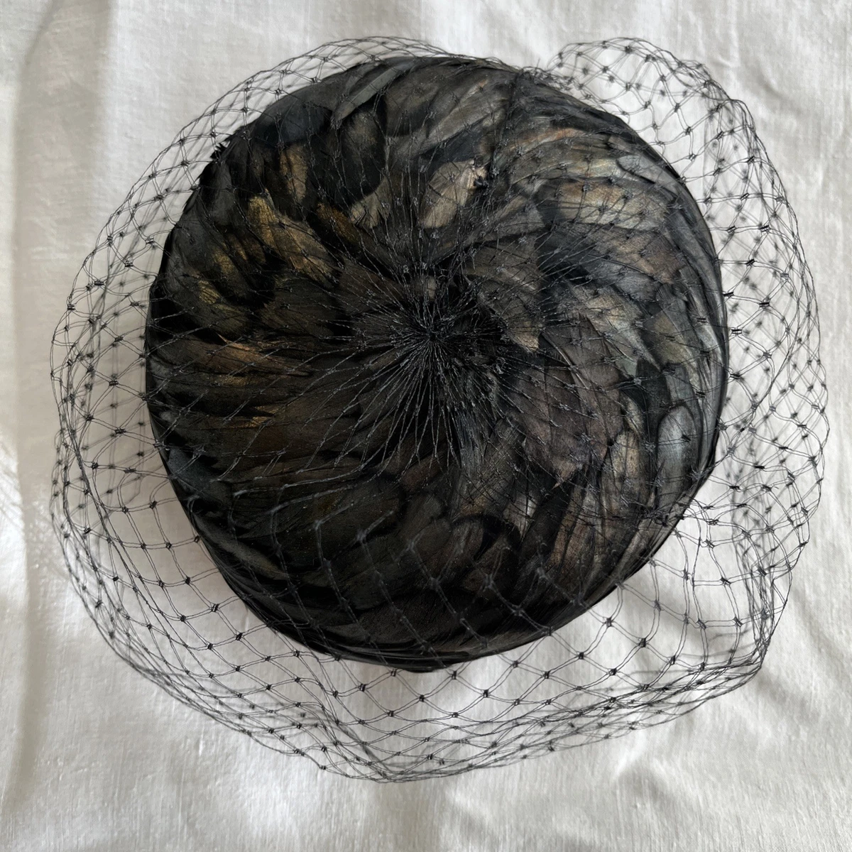 VTG Feather Pillbox Hat – Made in Japan – Black & White Curled Feathers Size BB Black Silver White Pillbox Hat – Wendy Scully Millinery main image 3