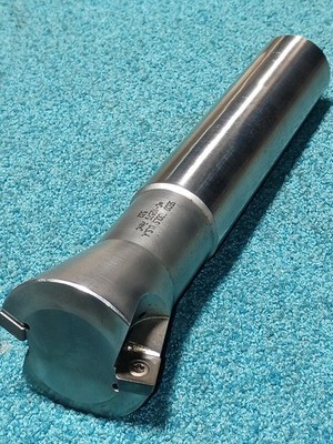 Seco C-112579 2-1/4'' Indexable Chamfer Mill 1.5'' Shank 9''OAL
