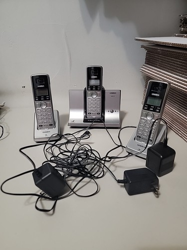 UNIDEN WDSS5315 5.8GHZ CORDLESS PHONE TELEPHONE SILVER Handset Base Unit  3 Pcs