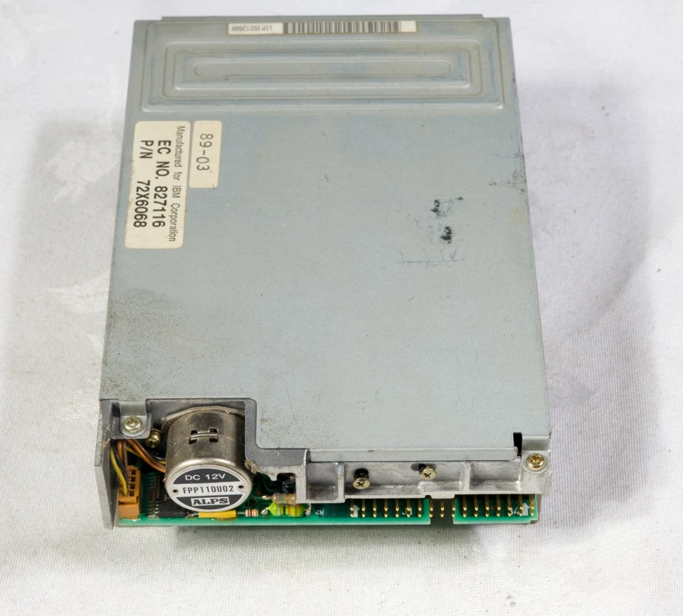 Vintage IBM PS/2 Floppy drive 72X6088 Alps DFP723D11A 1.44MB 2688 - Image 2 of 4