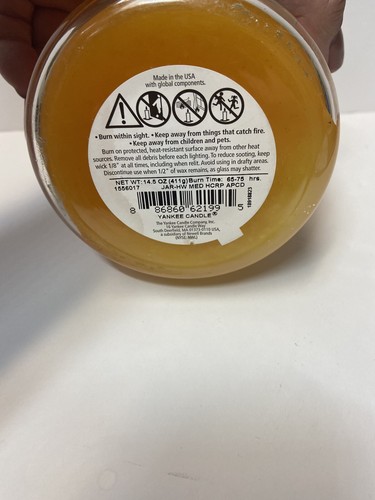 Yankee Candle Honey Apple Crisp 14.5 Oz. Home Decor Fall Farm Scent NWT W/Top - Picture 8 of 8