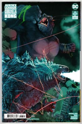 JUSTICE LEAGUE VS GODZILLA VS KONG #7- 1:25 MIKEL JANIN CARDSTOCK VARIANT- DC