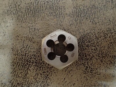 NEW Irwin 6643 M12X1.50 Metric HSS Hex Rethreading Die (BN272)