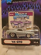 1966 Pontiac Gto Silver Blue Blower 01-6 Muscle Machines 2000 Diecast 164
