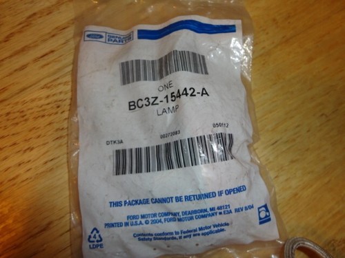 -A Side Marker Lamp - Ford (BC3Z-15442-A) - Picture 2 of 2