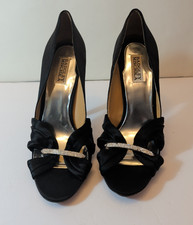 Badgley Mischka Womens Black Crystal Embellished Fabric Peep Toe Heels Sz 10