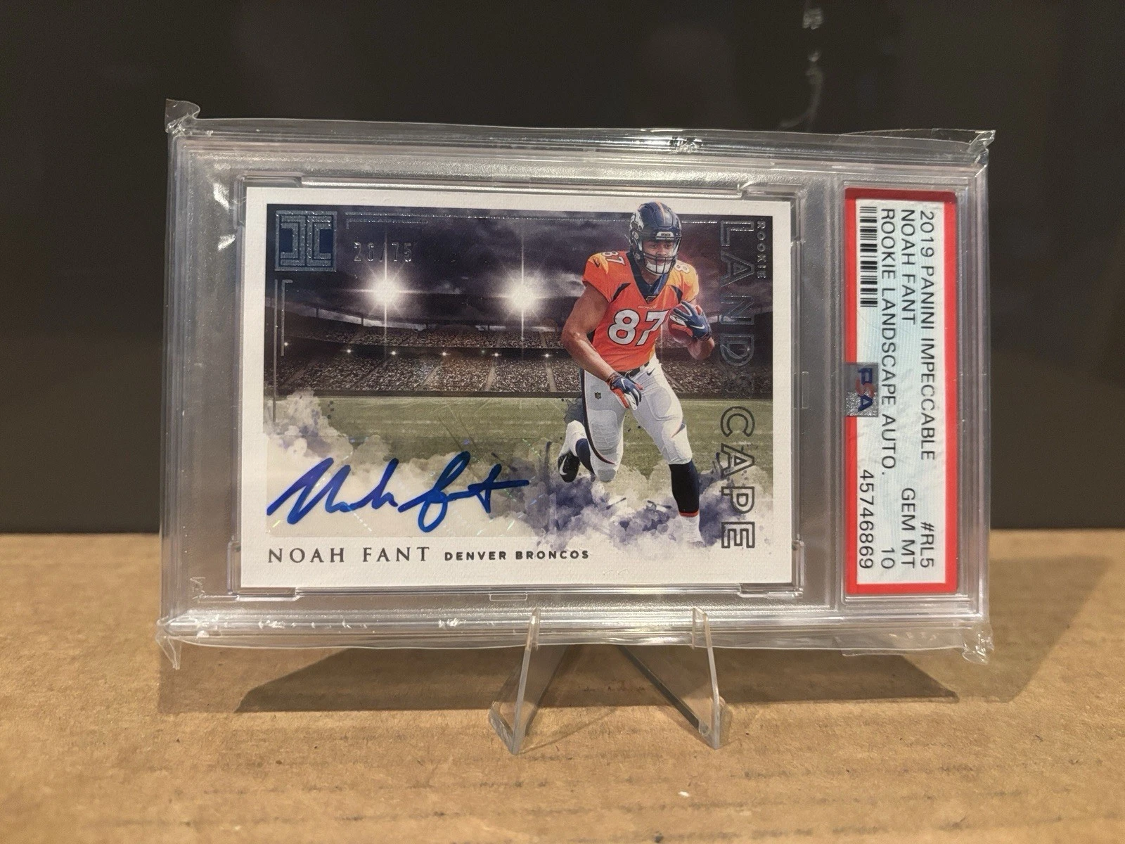 Noah Fant Panini Impeccable Rookie Landscape Autographs #RL5 Base