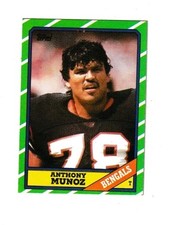 1986 Topps #261 Anthony Munoz NM+ HOFER Combined Shipping Available 