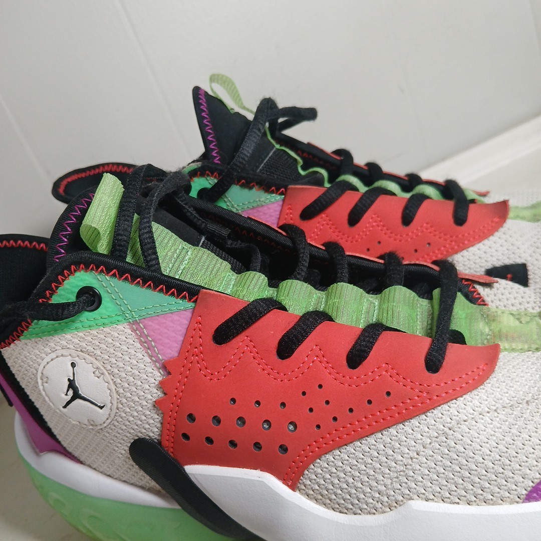 NIKE Air Jordan React Elevation White Hyper Viole… - image 4