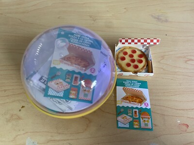 Meat Pizza | Make It Mini Miniverse | Food Diner Series 2 RETIRED Pepperoni