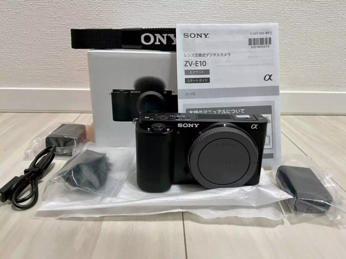 Sony ZV-E10 Mirrorless Camera with 16-50mm Lens (Black) - ILCZV-E10L/B  27242922129