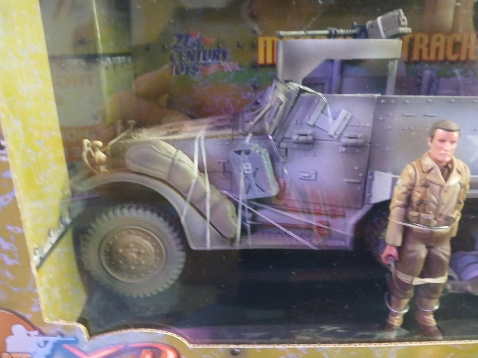 21st Century Ultimate Soldier M3A3 Halftrack X-D 1:18 LOOK FREE SHIPPING 🐉 - Image 2 of 4