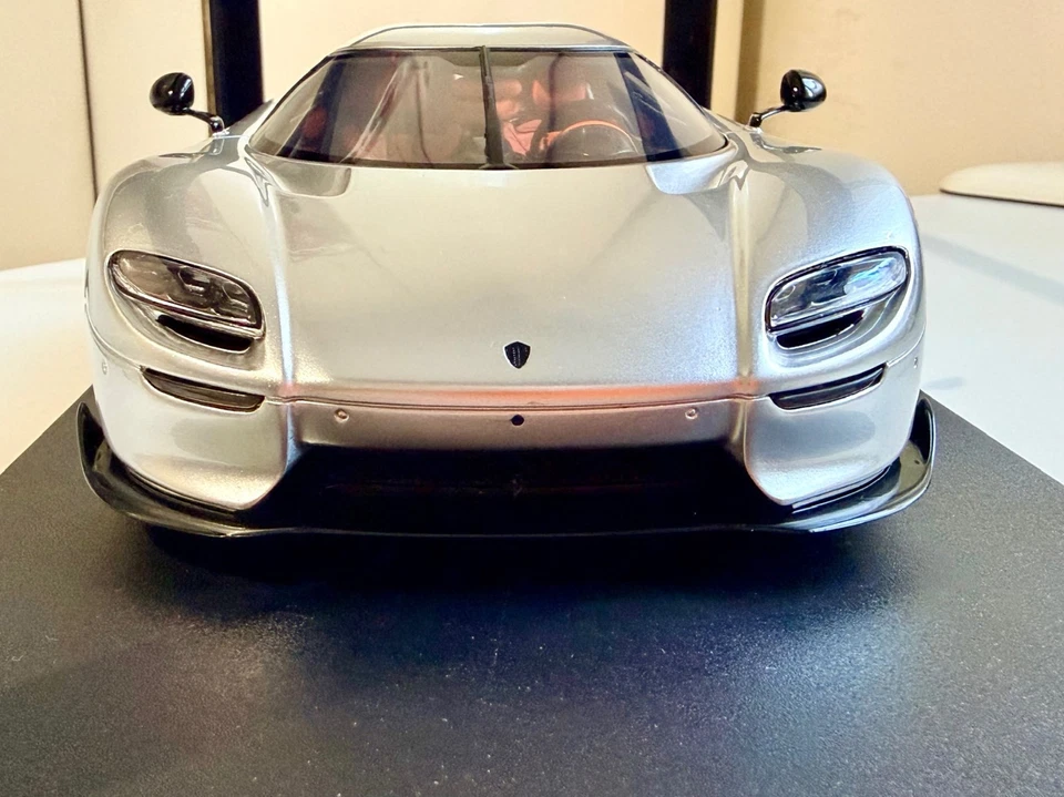 GT SPIRIT GT452 KOENIGSEGG CC850 ARGENTO 1/18 - Immagine 4 di 4