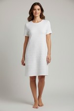 J.Mclaughlin Women’s Size Medium Short Sleeve Round Neck Solid White Knit Dress
