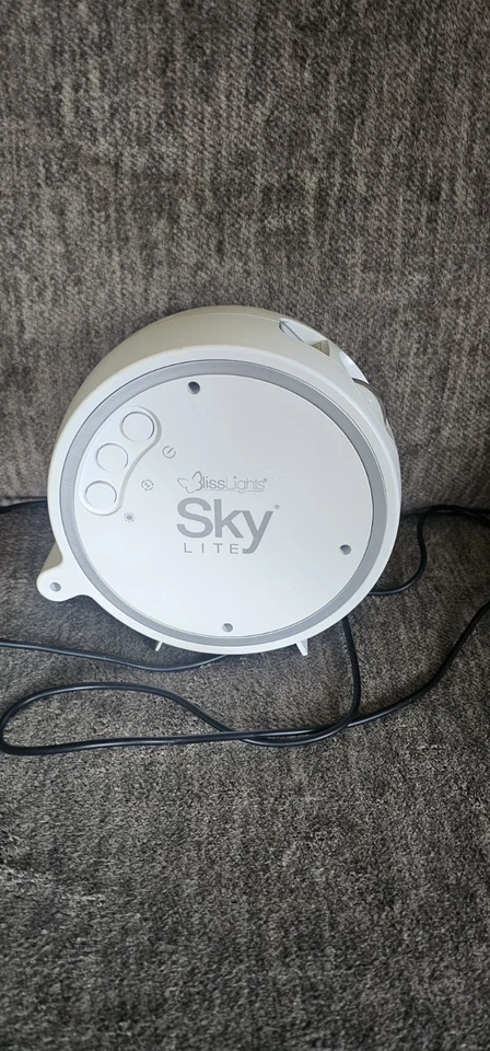 BlissLights Sky Lite Projector Laser & LED Stars Galaxies 900-00027 & USB Cord - Image 4 of 4