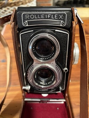 Vintage Rolleiflex TLR Camera Zeiss Tessar 75mm f/3.5 w/ Case Rollei Filters Kit