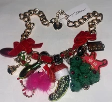 Betsey Johnson Santa Baby Charm Bow Christmas Necklace NWT $168