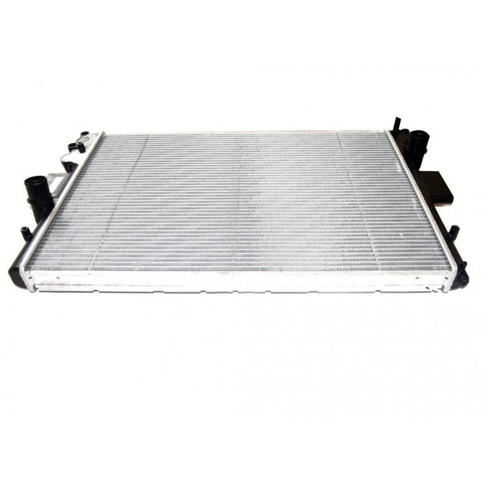 Radiateur moteur pour Iveco Daily III adapté aux longs trajets de livraison