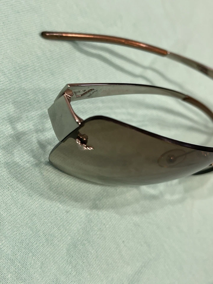 Gafas de sol Emporio Armani 9162 - elegantes, elegantes Foto 4 de 4