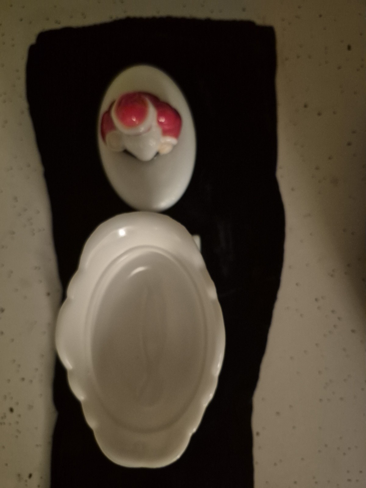 Vintage Westmoreland Milk Glass Christmas Bouquet & Holly Santa On Sleigh Candy