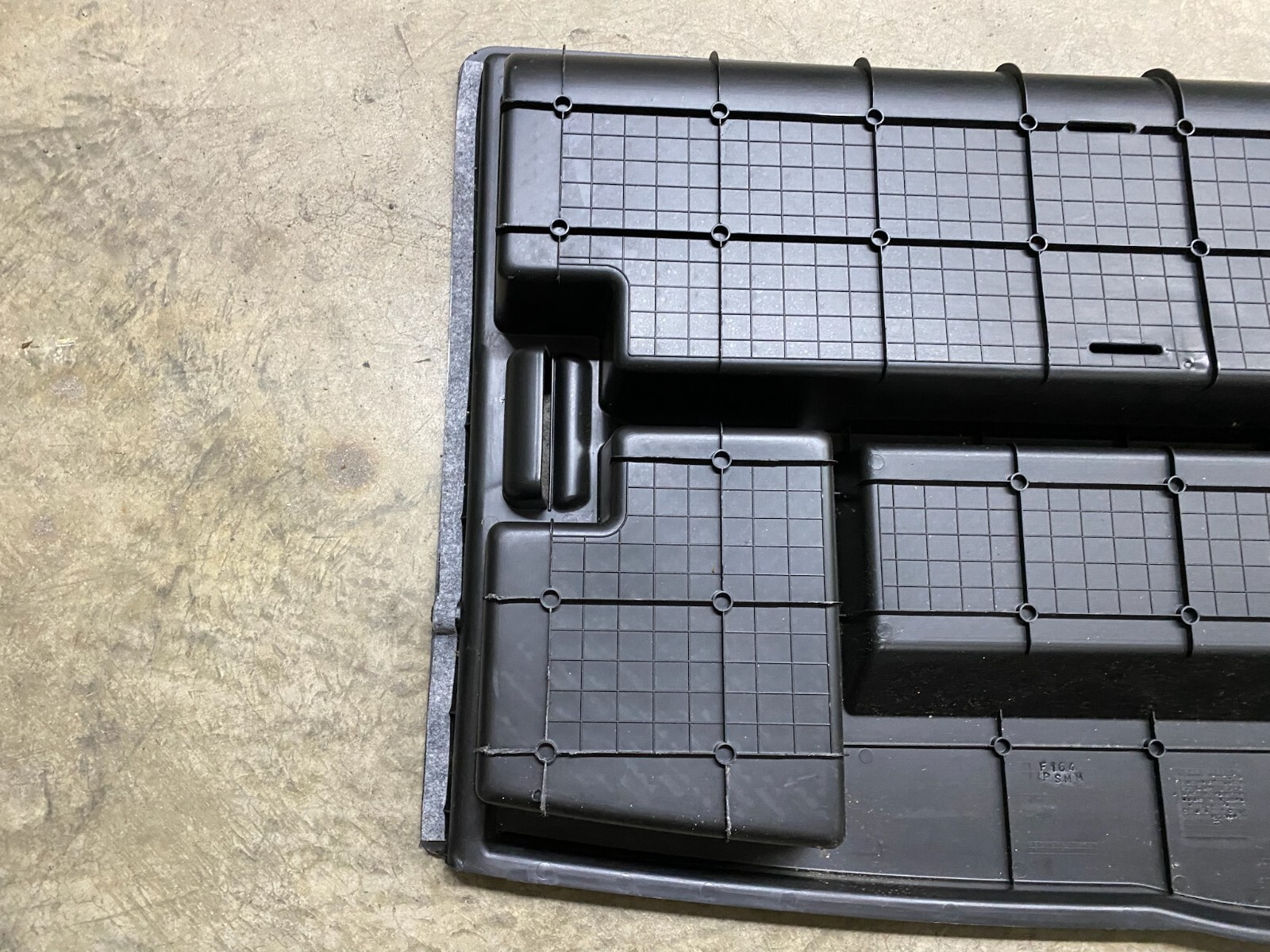 2017-2022 Maserati Levante Trunk Cargo Storage Compartment Tray OEM 670040700