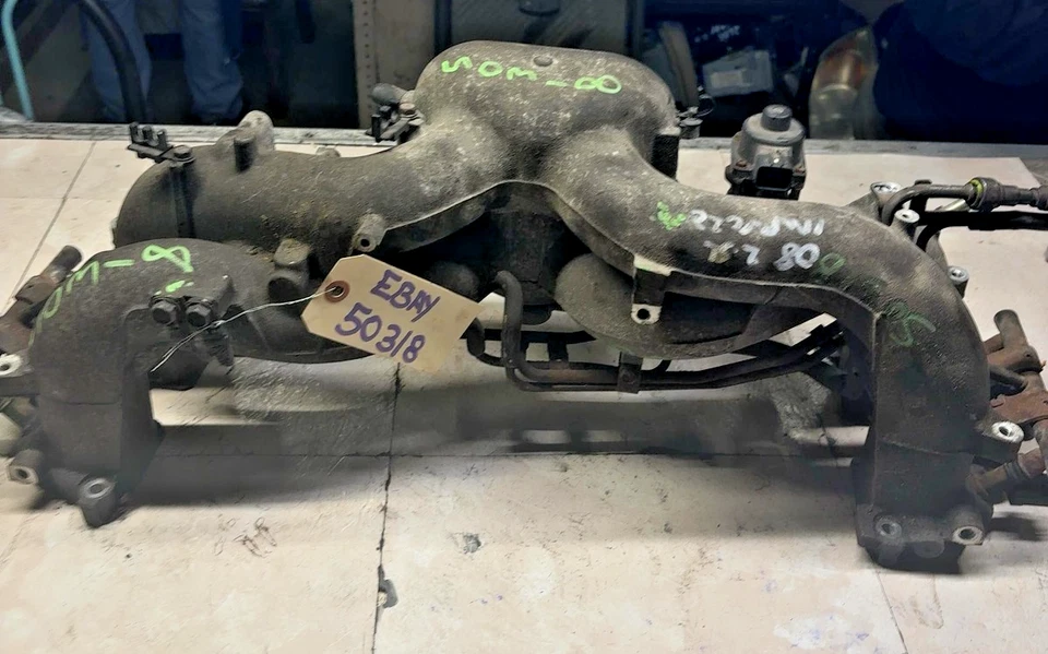2008-2011 SUBARU IMPREZA 2.5L w/o Turbo Engine Intake Manifold Assembly OEM - Image 4 of 4