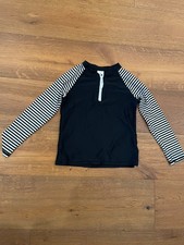 Snapper Rock girls size 9-10 black and white striped rash guard with zipper