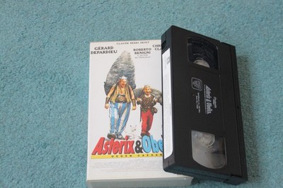 VHS Cassette Asterix und Obelix gegen Cesar mit Christian Clavier
