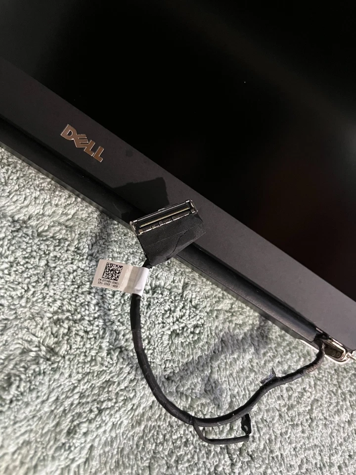 Pantalla 2 en 1 Dell XPS 13 9365 Foto 3 de 4