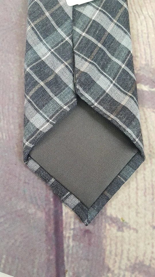 NEW Vince Camuto Men's Neck Tie Silk Museo Plaid Gray/White - Image 4 of 4