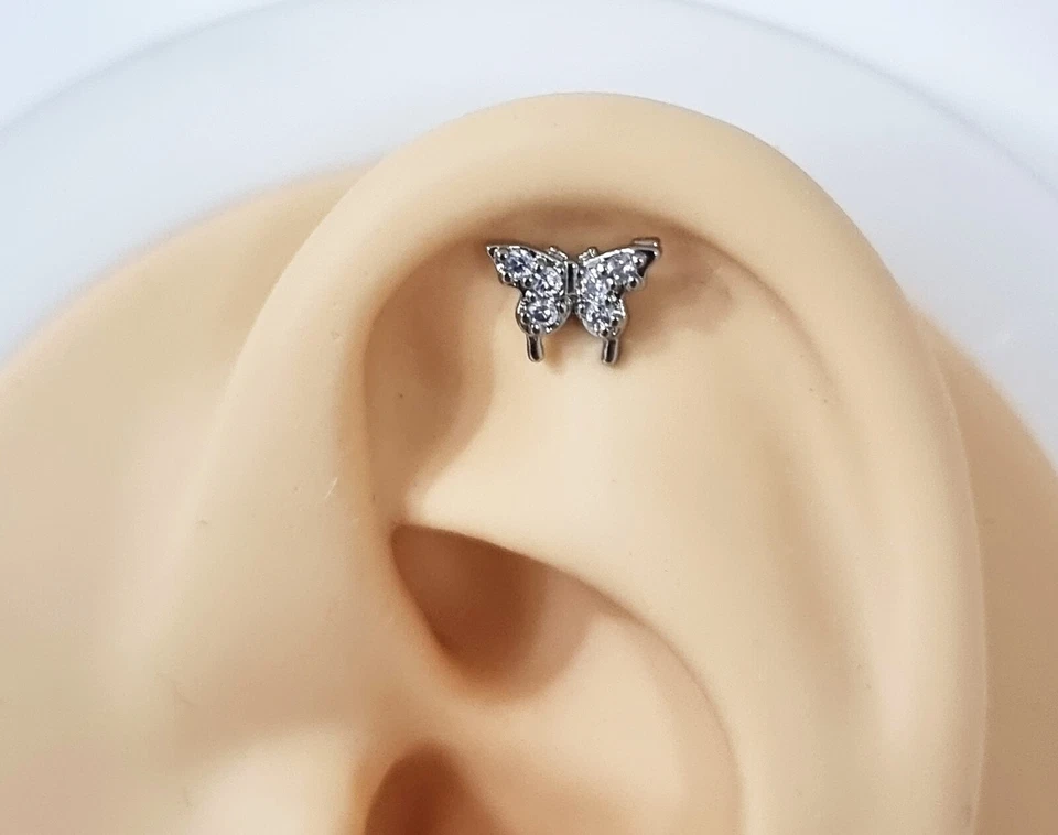 Piercing farfalla con zirconi in acciaio inox per elix trago cartilagine labret - Immagine 2 di 4