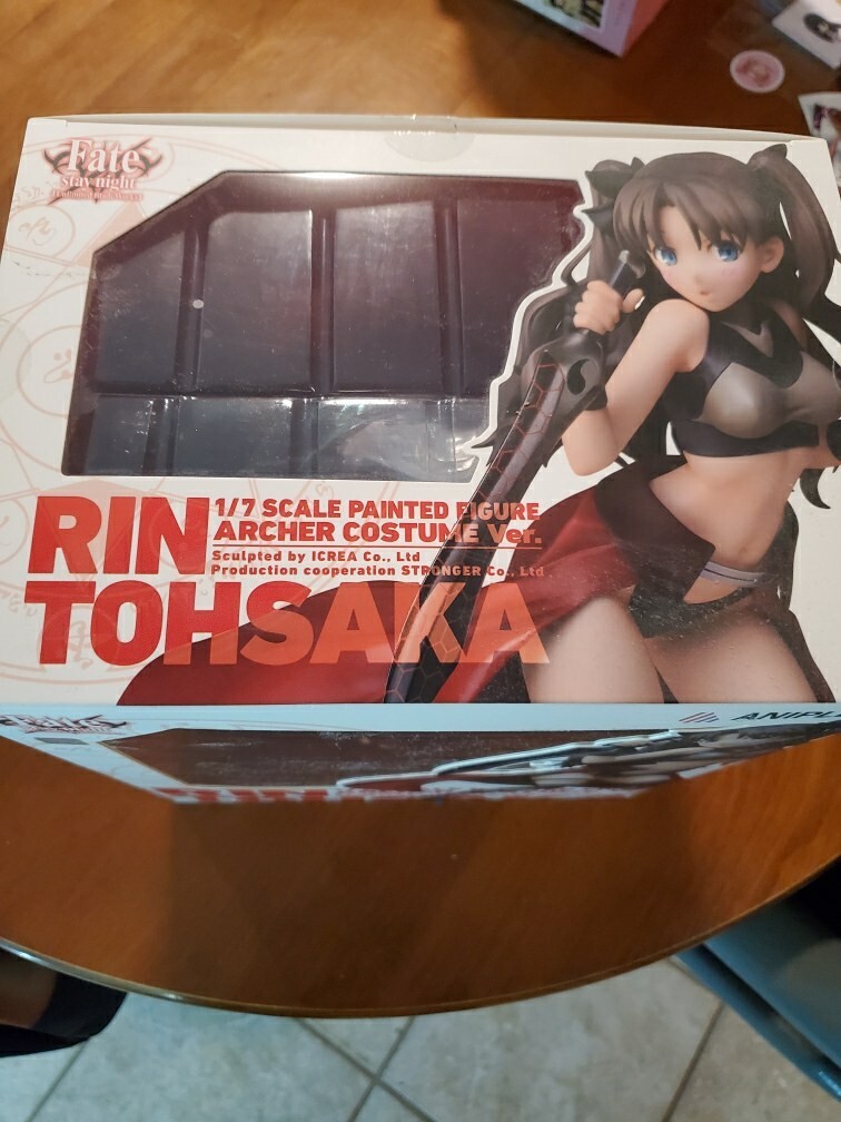 遠坂凛 1/7 Archer Costume Ver. Amazon.com: Aniplex Fate/stay